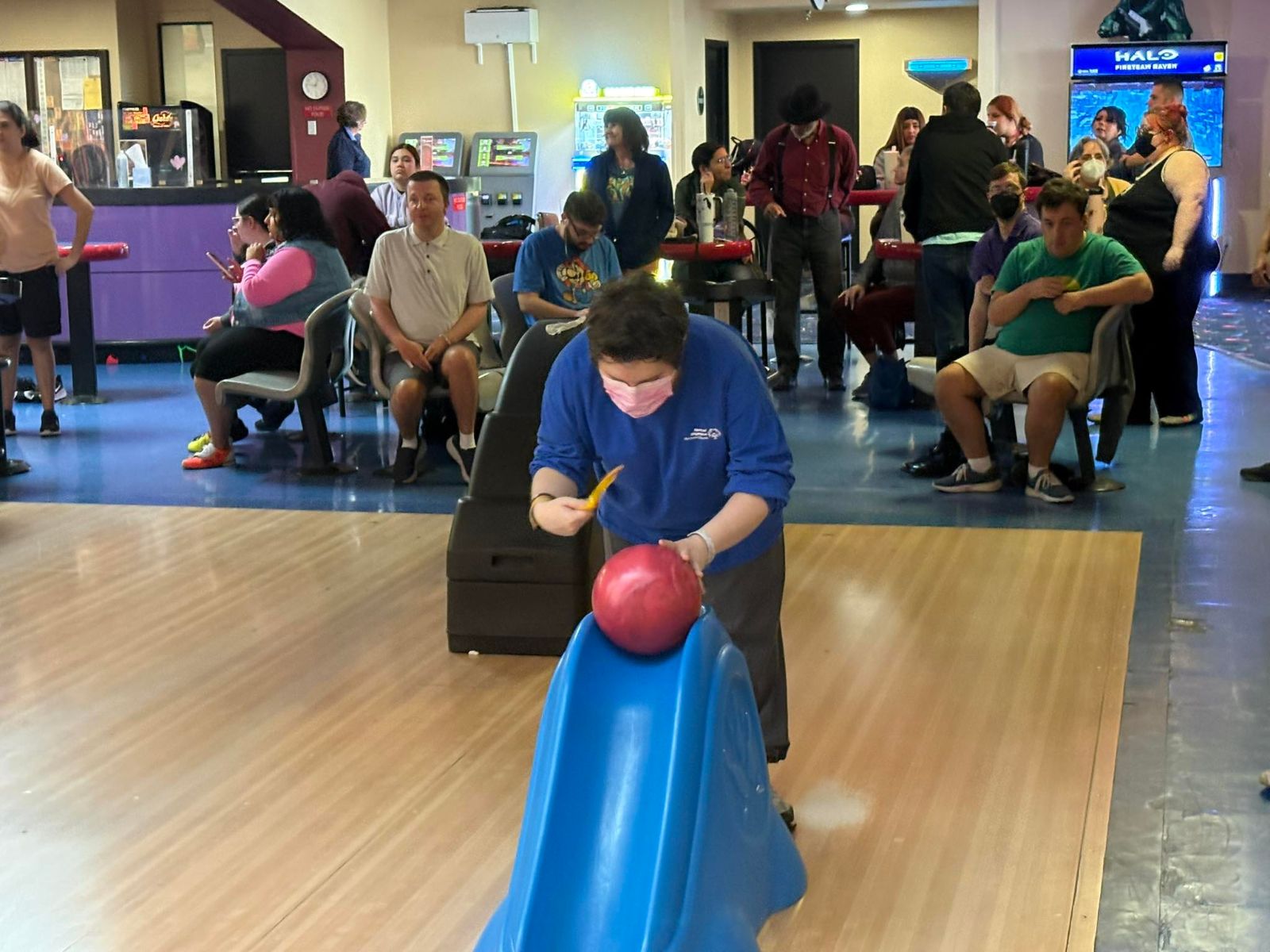 bowling1002.jpg